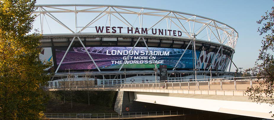 La Pantalla Led Curva Más Grande De Europa